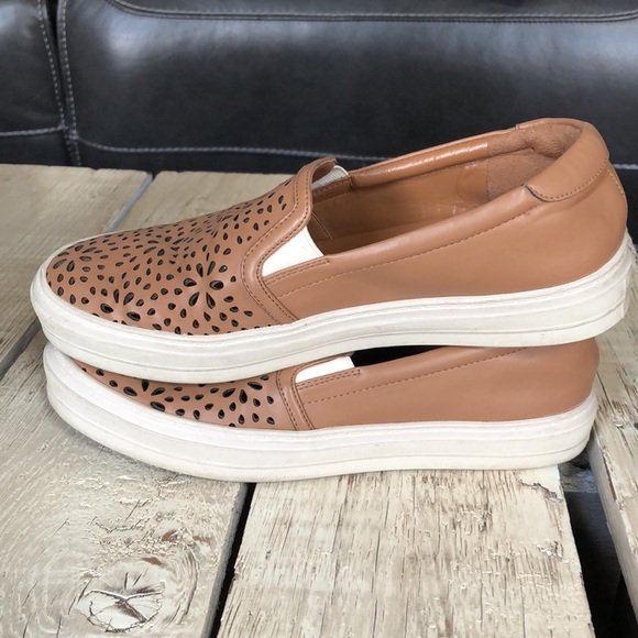 Nine West cut out slip on brown loafers - Picture 2 of 8